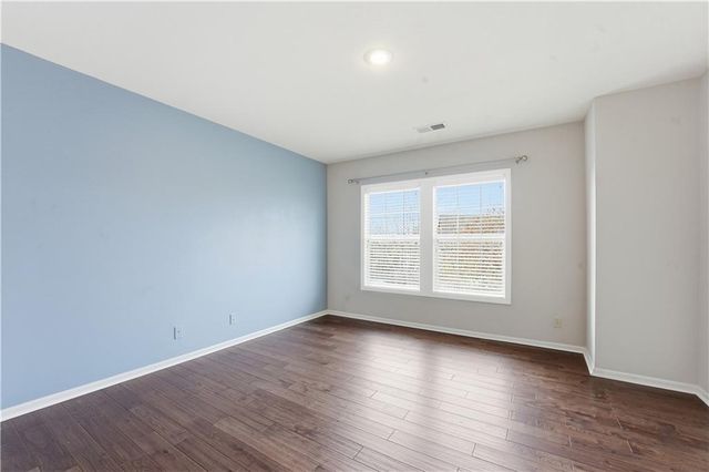 9120 W 156th Place, Overland Park, KS 66221