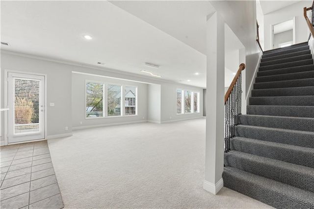 9120 W 156th Place, Overland Park, KS 66221