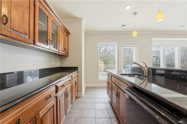 9120 W 156th Place, Overland Park, KS 66221