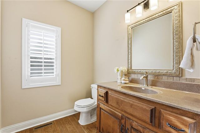 9120 W 156th Place, Overland Park, KS 66221