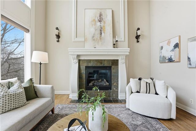 9120 W 156th Place, Overland Park, KS 66221