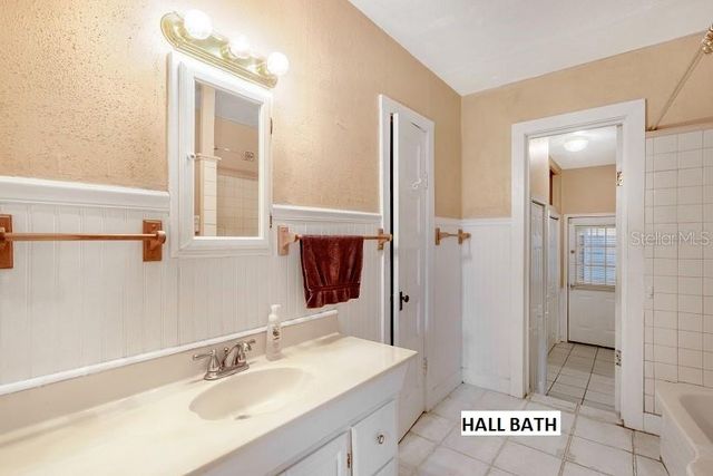 579 SE BAYA DRIVE, Lake City, FL 32025