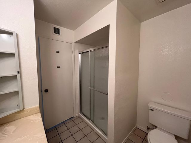 11040 N 28th Drive 127, Phoenix, AZ 85029
