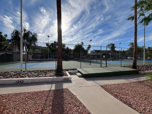 11040 N 28th Drive 127, Phoenix, AZ 85029