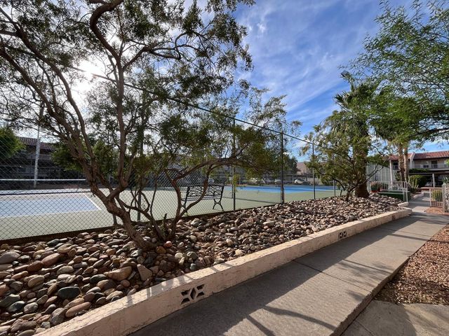 11040 N 28th Drive 127, Phoenix, AZ 85029