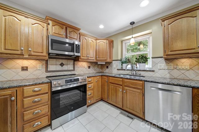 1109 Hawthorne Drive, Indian Trail, NC 28079