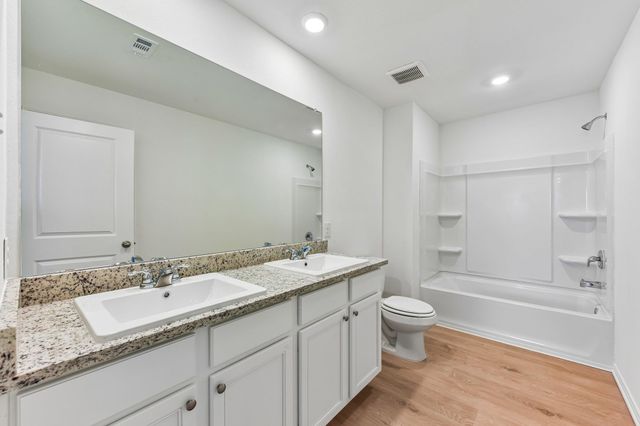 235 Surrey Oaks, Maxwell, TX 78656