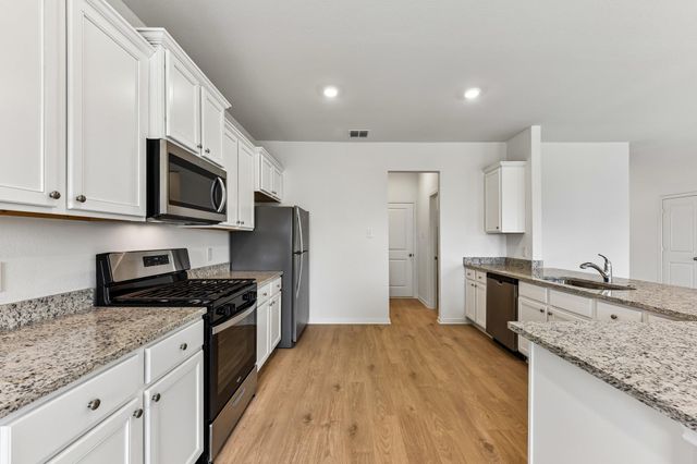 235 Surrey Oaks, Maxwell, TX 78656