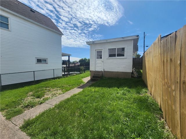3514 MAYFAIR ST, Mckeesport, PA 15132