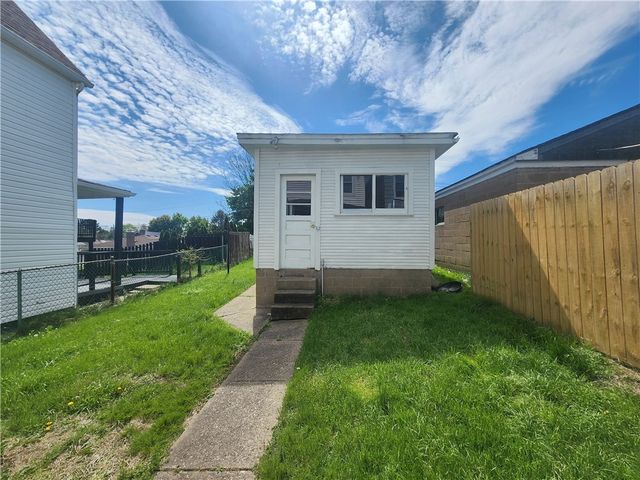3514 MAYFAIR ST, Mckeesport, PA 15132