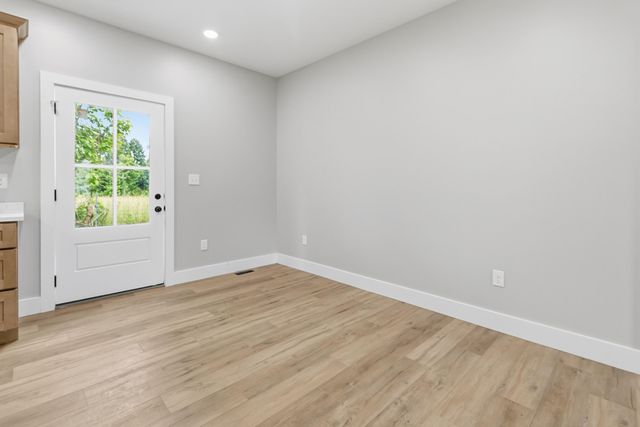 100 Gray Bird Lane, London, KY 40741