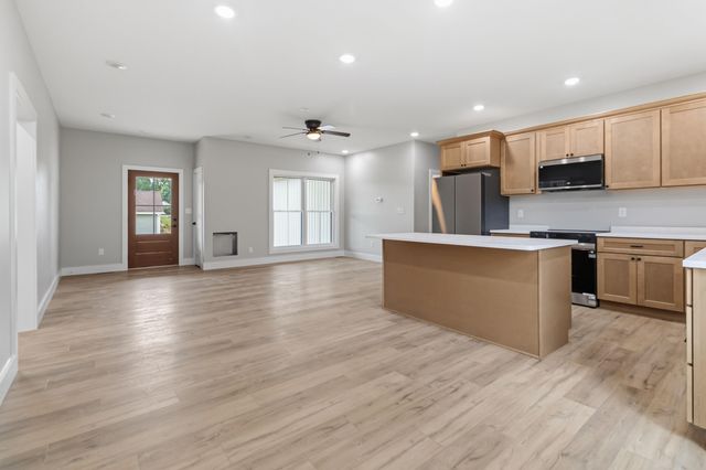 100 Gray Bird Lane, London, KY 40741