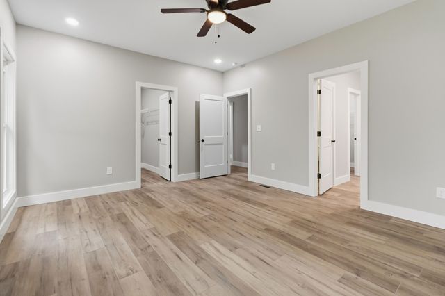 100 Gray Bird Lane, London, KY 40741