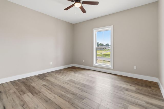 100 Gray Bird Lane, London, KY 40741