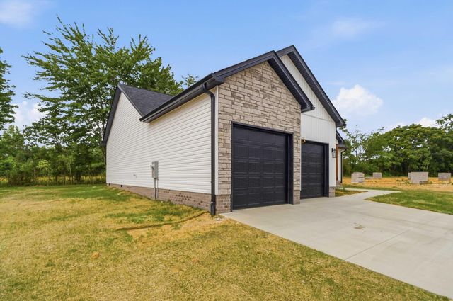100 Gray Bird Lane, London, KY 40741