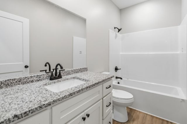 100 Gray Bird Lane, London, KY 40741