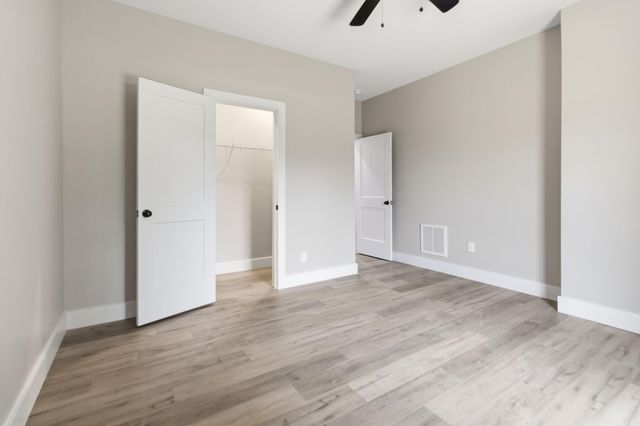 100 Gray Bird Lane, London, KY 40741