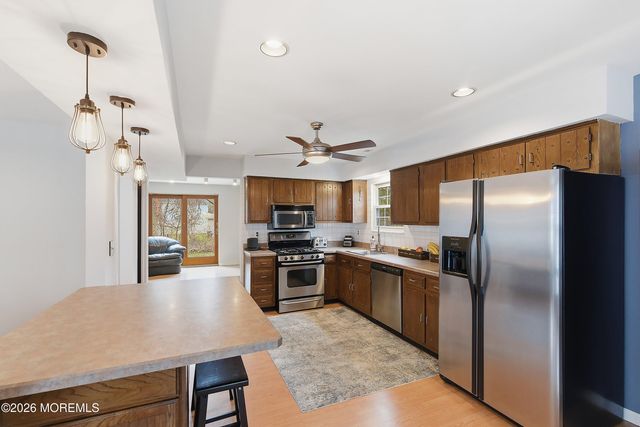 9 Bell Court, Howell, NJ 07731