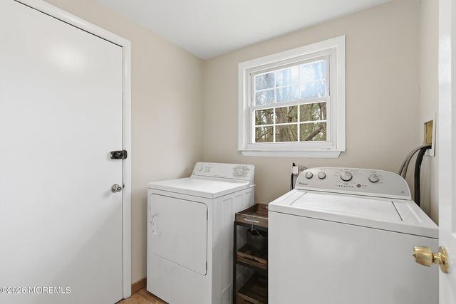 9 Bell Court, Howell, NJ 07731