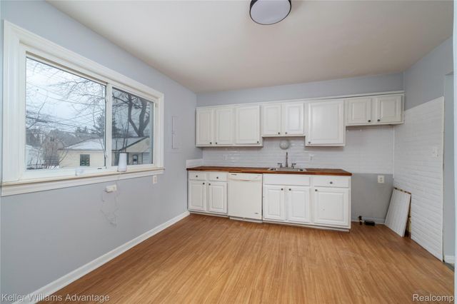 14857 Mona Avenue, Warren, MI 48089