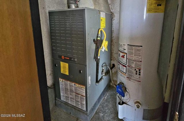 13704 N Reyher Avenue, Marana, AZ 85653