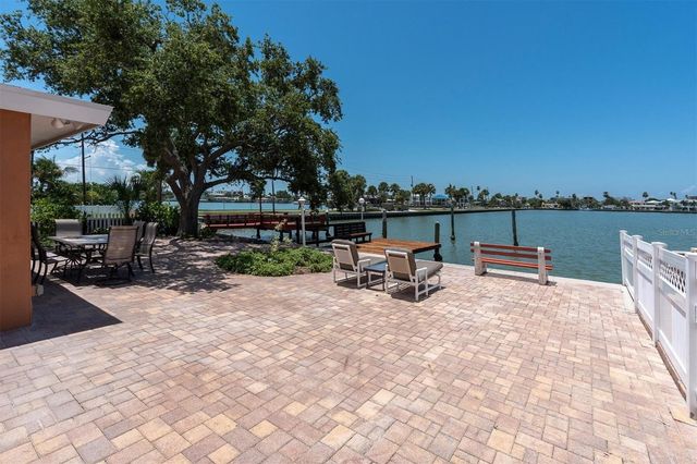 16102 4TH STREET E, Redington Beach, FL 33708