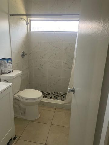 322 SW 2nd Street 3, Pompano Beach, FL 33060