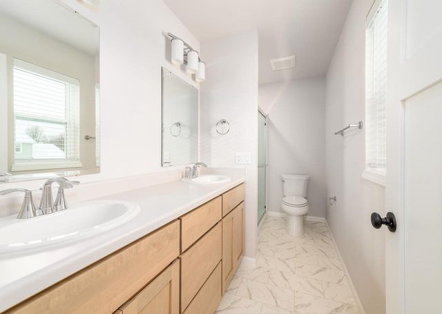 1833 Waverly Way, Sun Prairie, WI 53590