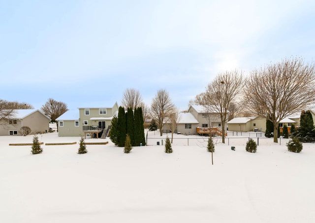 1833 Waverly Way, Sun Prairie, WI 53590