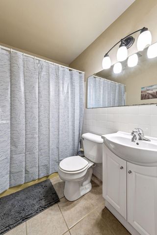 2381 Unity Avenue N, Golden Valley, MN 55422