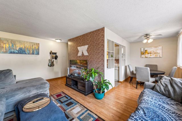 2381 Unity Avenue N, Golden Valley, MN 55422