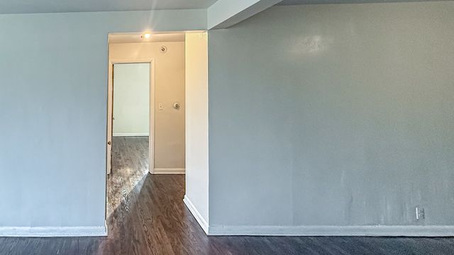 1014 Edwards Street 2, Waukegan, IL 60085