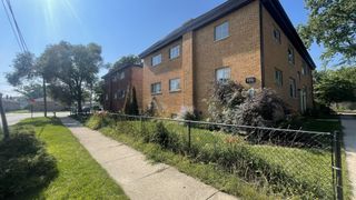 1014 Edwards Street 2, Waukegan, IL 60085