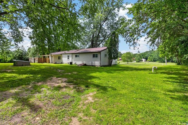 4632 Queen Road, Plymouth, IN 46563