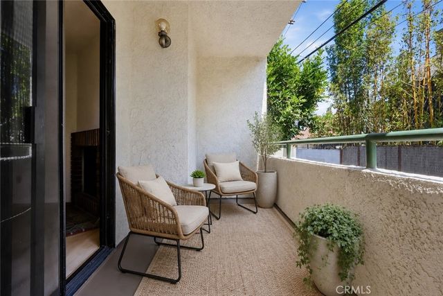 3544 S Centinela 107, Los Angeles, CA 90066