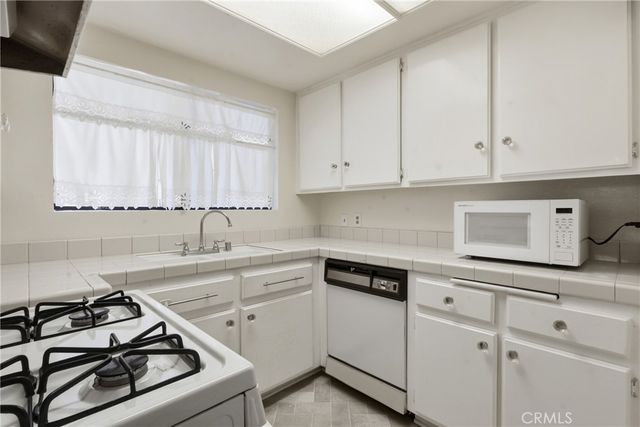 3544 S Centinela 107, Los Angeles, CA 90066