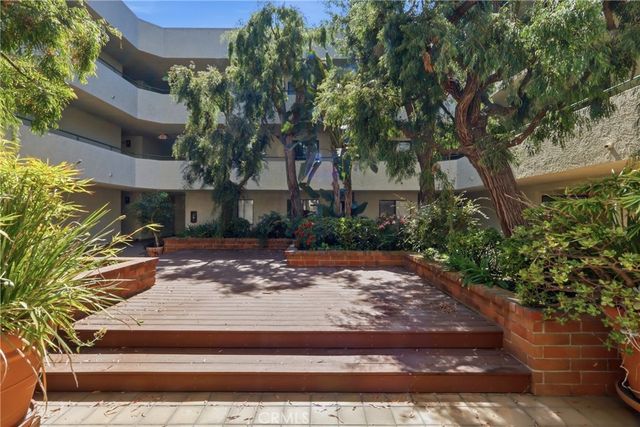3544 S Centinela 107, Los Angeles, CA 90066