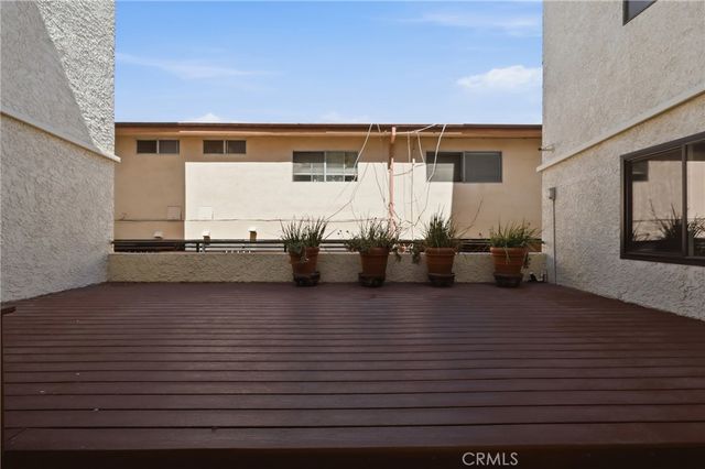 3544 S Centinela 107, Los Angeles, CA 90066