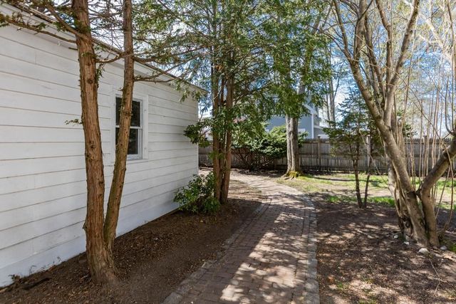 23 Gill Street, Exeter, NH 03833