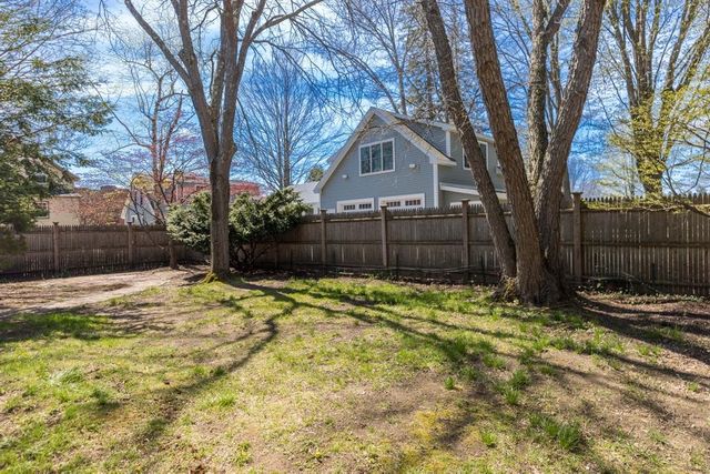 23 Gill Street, Exeter, NH 03833