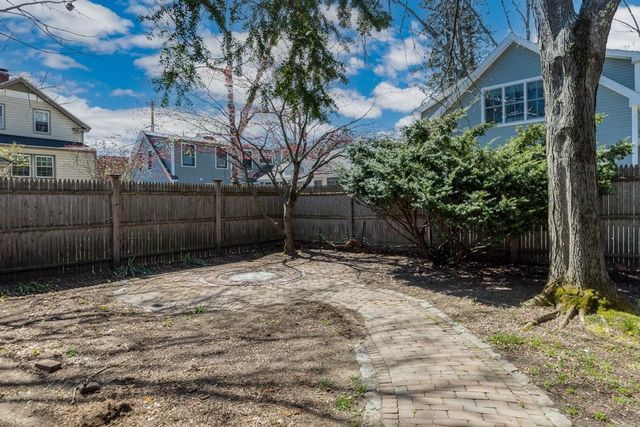 23 Gill Street, Exeter, NH 03833