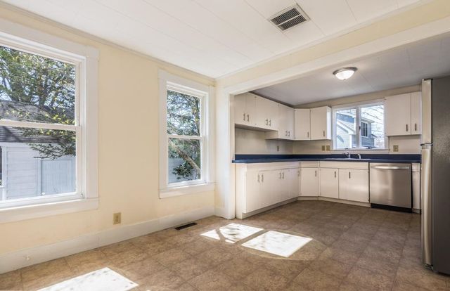 23 Gill Street, Exeter, NH 03833