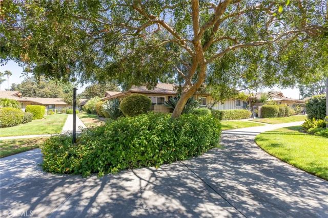 1756 E Commonwealth Ave 101, Fullerton, CA 92531