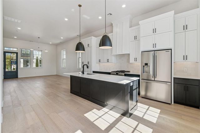18814 Selah Way, Norman, OK 73072