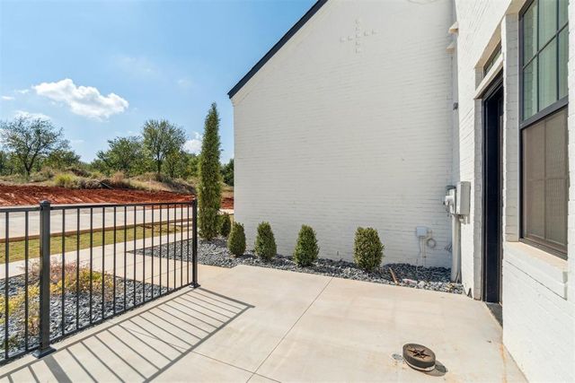 18814 Selah Way, Norman, OK 73072
