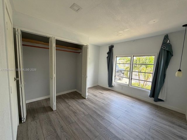 5331 SW 35th Street, Davie, FL 33314