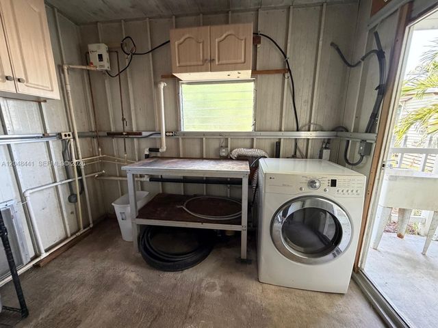 5331 SW 35th Street, Davie, FL 33314