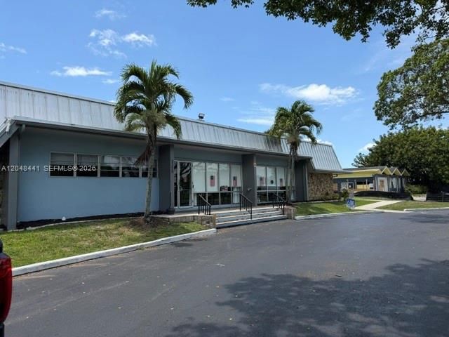 5331 SW 35th Street, Davie, FL 33314