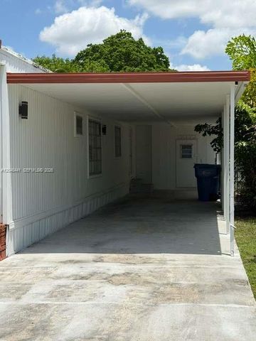 5331 SW 35th Street, Davie, FL 33314