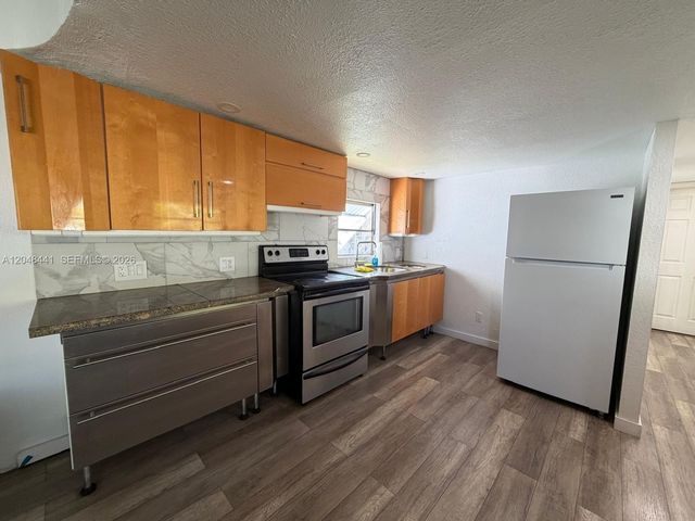 5331 SW 35th Street, Davie, FL 33314